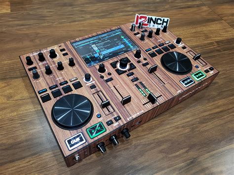 Denon Prime Go Skinz Woodgrain 12inchskinz