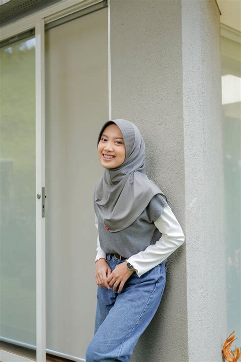 Zoya Official