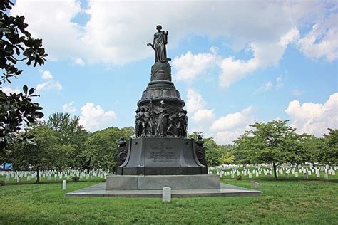 Reconciliation Monument Removed at Arlington - The New American