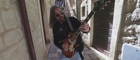 Emir Hot Vrijeme Bez Tebe Prvi Spot S Novog Albuma