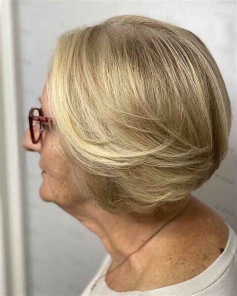 29 Feathered Bob Haircuts That Add Fullness And Movement To Your Hair