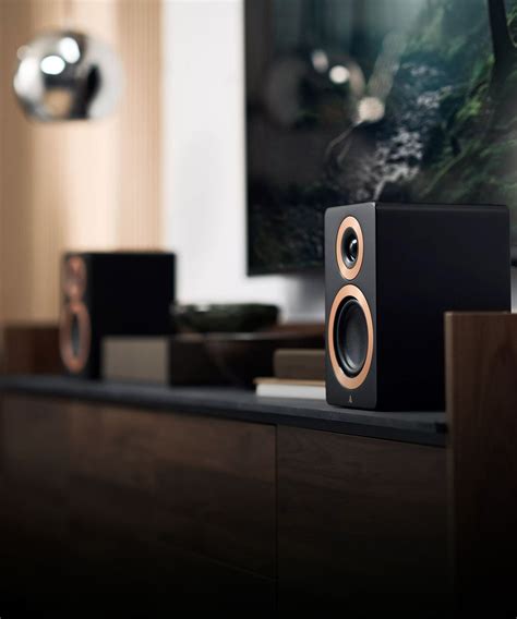 Active Speakers: Built-in amplifier, Bluetooth & HDMI for TV