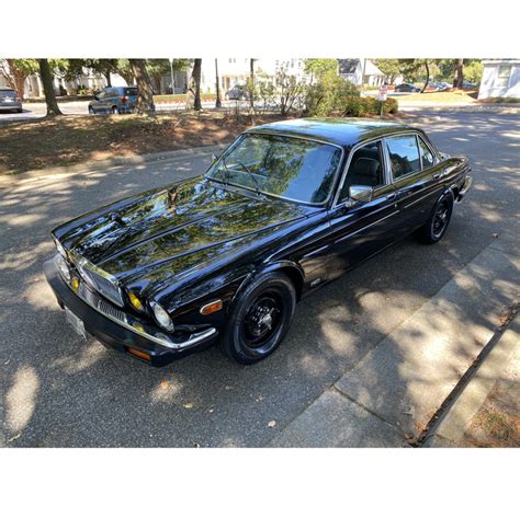 1986 Jaguar XJ6 | GAA Classic Cars