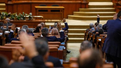 España aprueba definitivamente ley de amnistía con mayoría del Congreso