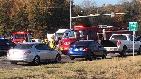 Two Dead Following Wreck On Loop 323 In Tyler Cbs19 Tv