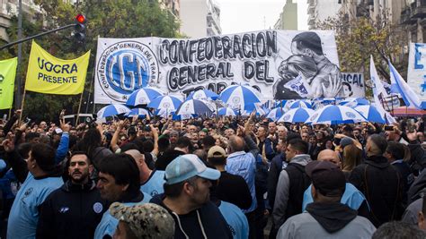 Gremios Argentinos Inician Paro Total Contra El Ajuste De Milei Y Para