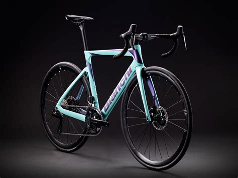 Oltre RaceとSprintの受注開始 bianchi