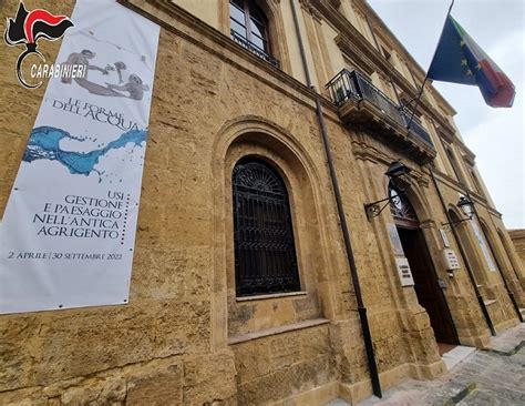 Le Forme Dellacqua Nellantica Agrigento In Mostra Reperti