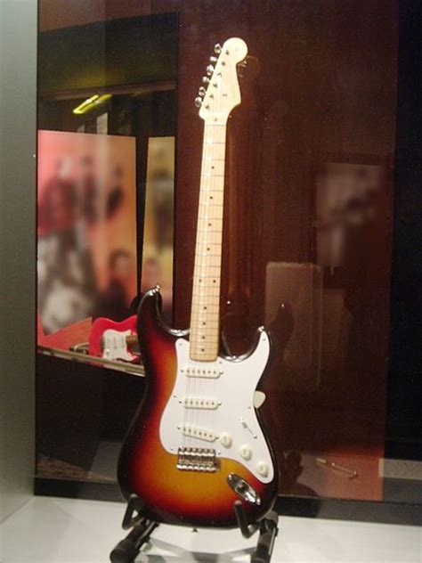 Famous Fender Stratocaster Players and Their Guitars - Spinditty