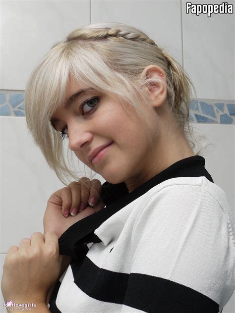 Marinka Nude Leaks Photo Fapopedia