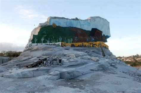 Memorial Lajedo da Serra grafites registram em pedras a história de