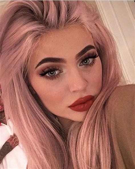 Mi Piace 590 Commenti 6 Kylie Jenner Kyliesvelvet Su Instagram Pink Hair Jenner