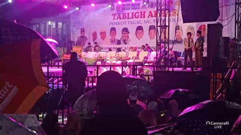 GUS MIFTAH Dan Habib Lutfhi Bersholawat Di Lapangan Tegal Selatan Kota