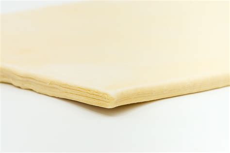 Тісто прісне листкове (в пластах)