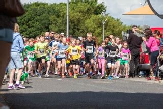 Clontarf Half Marathon, 5 Mile & Junior Photos 2014 | Love Clontarf