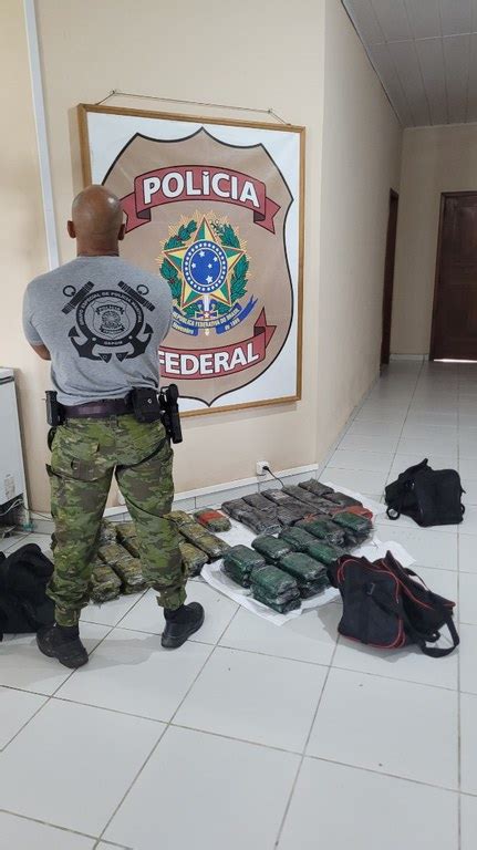 Pf Apreende 77kg De Droga Em Embarcação No Am — Polícia Federal