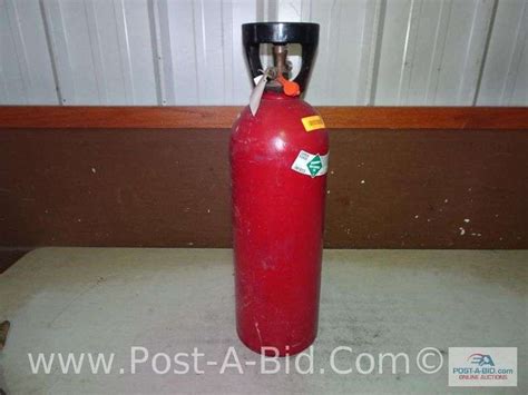 Carbon Dioxide Canister. - Elsenpeter Auctions & Real Estate, Inc. dba ...