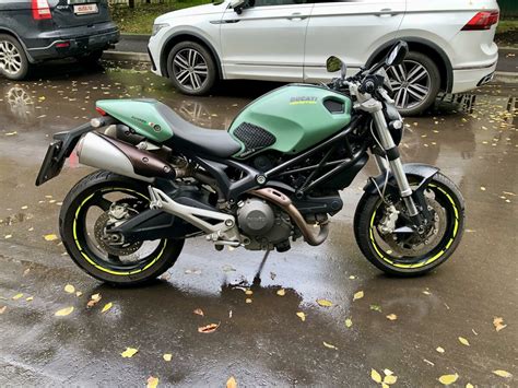 Купить б у Ducati Monster инжектор передач в Москве зелёный naked bike года по цене