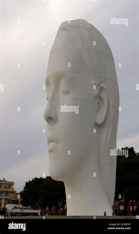 Julia Sculpture By Jaume Plensa In The Plaza De Colon Columbus Square