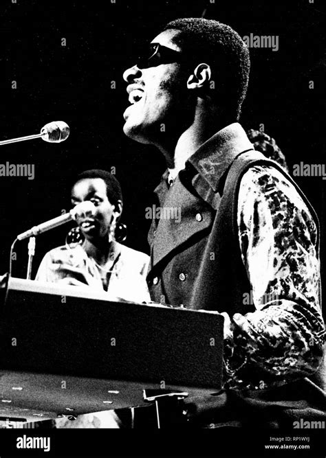 stevie wonder, 70s Stock Photo - Alamy