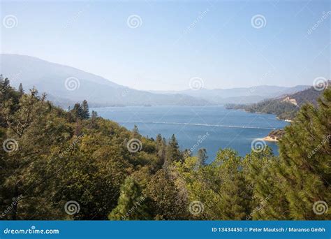 Whiskeytown Lake stock photo. Image of autumn, body, country - 13434450