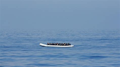 Marruecos Intercepta A 93 Migrantes En Un Puerto Cercano A Las Canarias