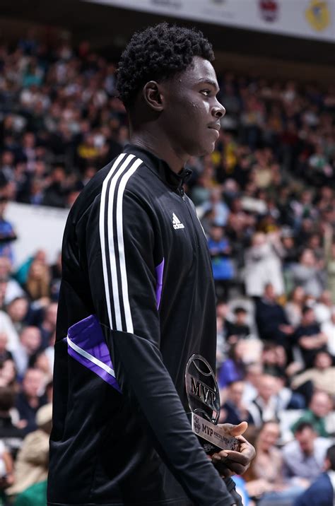 Meet Mahamadou Landoure, the 6ft9 13-year-old dubbed 'most dominant basketball player in the ...