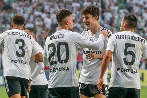 Ekstraklasa Legia Liderem Czwarta Pora Ka Z Rz Du Pogoni