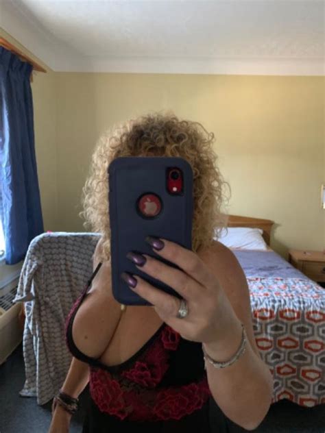 Year Old Hot And Sexy Milf First Time In Windsor Nights London