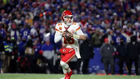 Patrick Mahomes Immediately Hits Back At Bills Player Who Sent Him Firm