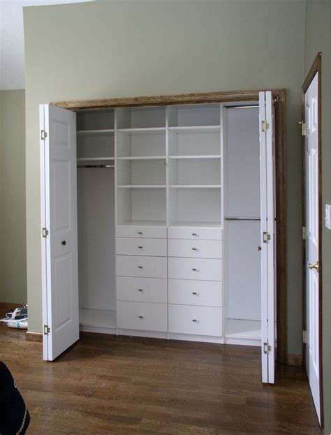 Reach In Closet Master Bedroom Ideas Closet Layout Closet Remodel Closet Designs