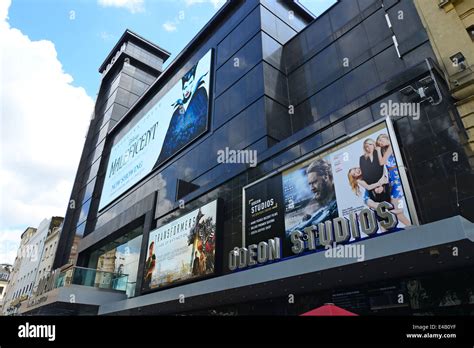 Odeon West End Cinema Hi Res Stock Photography And Images Alamy