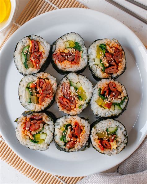 Quick And Easy Bulgogi Kimbap Korean Seaweed Rice Rolls Fork And Spoon