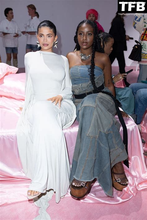 Kylie Jenner Kyliejenner Nude Onlyfans Leaks The Fappening Photo Fappeningbook