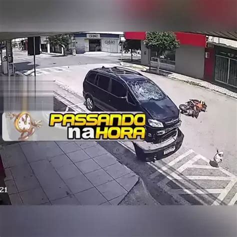 Mototaxista Fura Semaforo Vermelho E Acaba Perdendo A Vida O Acidente