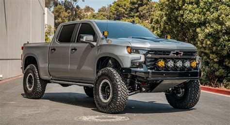 4WD Long Travel 2023 Chevy Silverado Chevy Silverado Custom Pickup