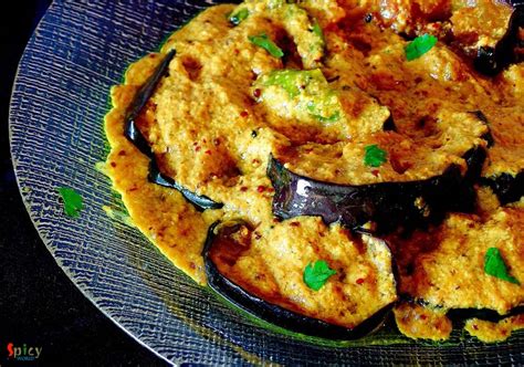 Begun Basanti / Eggplant in Mustard sauce - Spicy World Simple and Easy ...