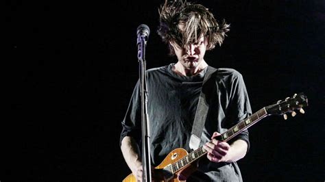 Red Hot Chili Peppers guitarist sagsøgt efter dødsulykke BT Musik bt dk