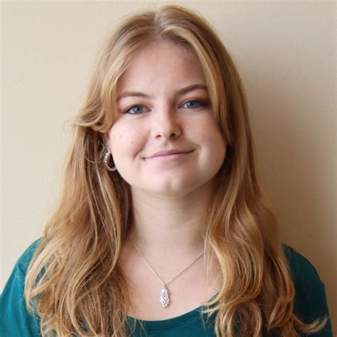 Katie Knapp Graduate Research Assistant In The Bioacoustics And