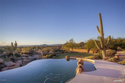 Fabulous Homes: Boulder Crest at Troon North