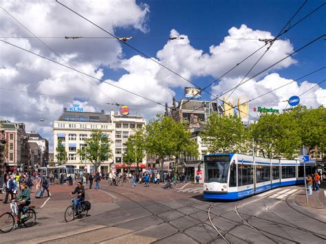 Discover Leidseplein: The Heart of Nightlife in Amsterdam!