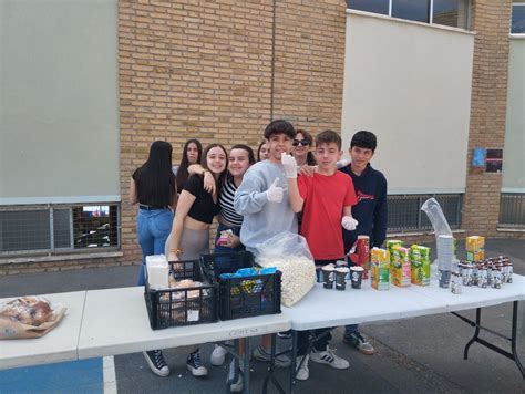 Mercadillo Solidario De Manos Unidas En Secundaria El Efecto Del Ser