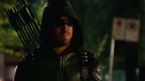 ‘Arrow’ Season 4 Finale Fight Clip 1