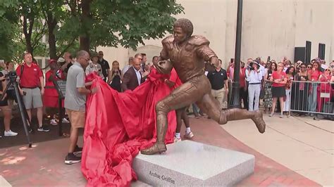 Ohio State Unveils Statue Of Archie Griffin To Celebrate Anniversary Of