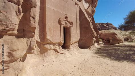 Al Ula Saudi Arabia The Famous Tombs Of The Nabatean Civilization