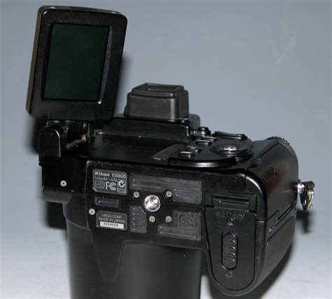 Nikon COOLPIX 8800 8.0MP Digital Camera - Black #4558