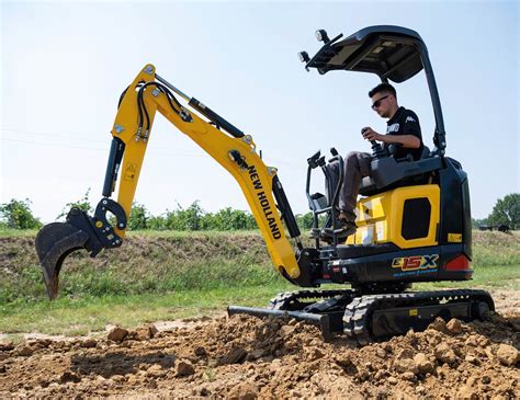 Nueva Gama De Miniexcavadoras New Holland En SITEVI 2023