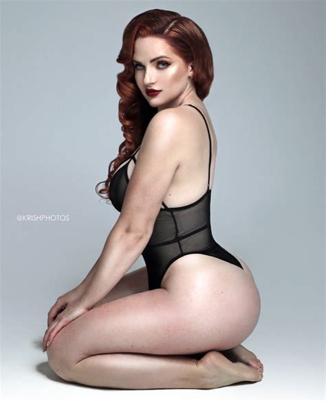 Redhead Fiona Porn Pic