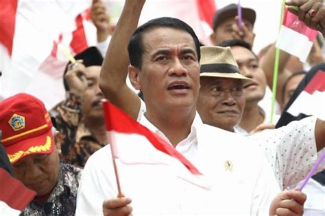 Mentan Amran Semangati Penyuluh Pertanian Dan Petani Jawa Timur Pacu