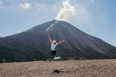 Pacaya Volcano Vistas Pizza Cooked Under Volcanic Heat Getyourguide